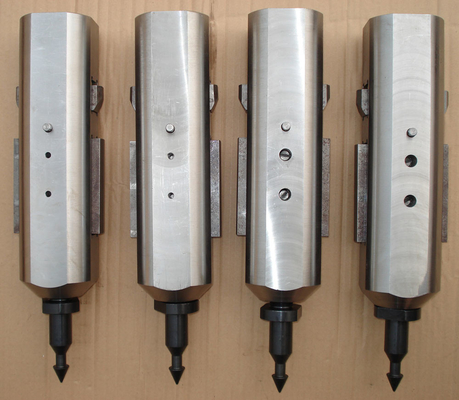 คุณภาพ  AW BW NW HW HWT PW PWT SW SWT Wireline Casing Advancer System โรงงาน